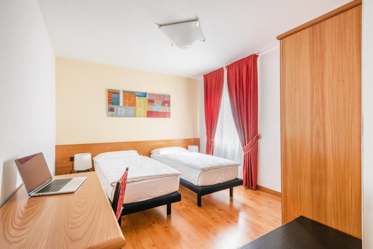 Hotel Alpina Madonna Buitenkant foto