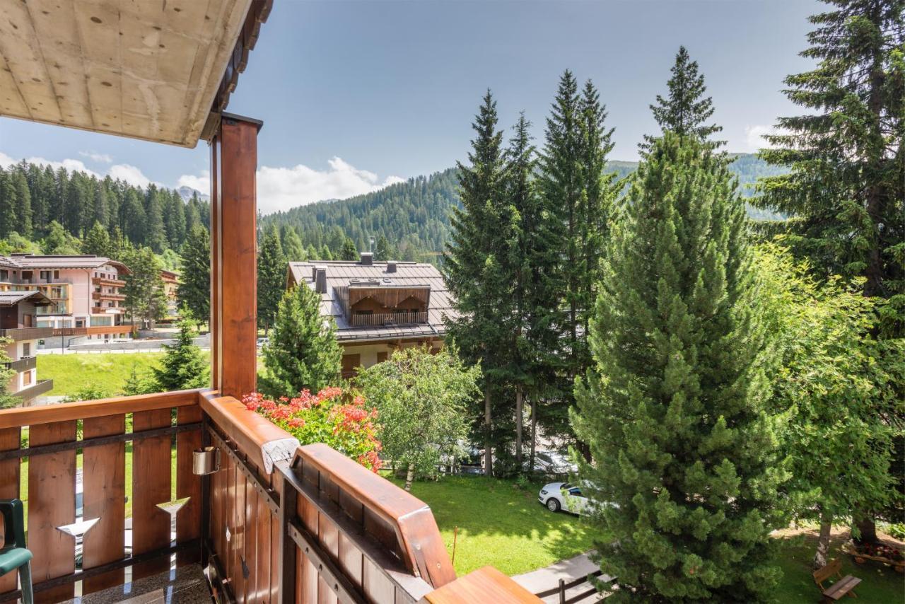 Hotel Alpina Madonna Buitenkant foto