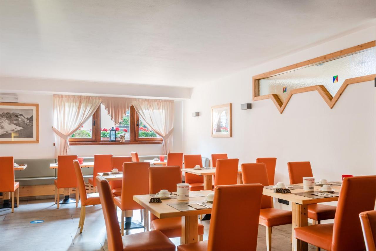 Hotel Alpina Madonna Buitenkant foto